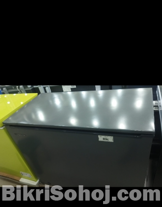 Super Ariston Freez 250 Litter. As Like As New.